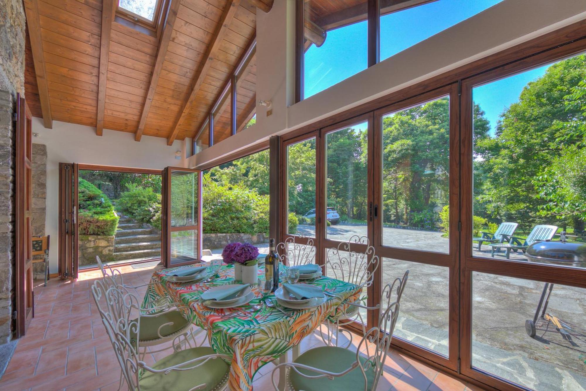 Villa Il Castagno Few Min From Beach - Happy Rentals Castelveccana Exterior foto