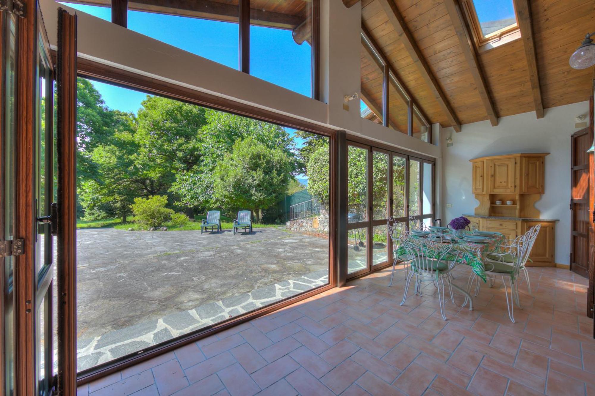 Villa Il Castagno Few Min From Beach - Happy Rentals Castelveccana Exterior foto
