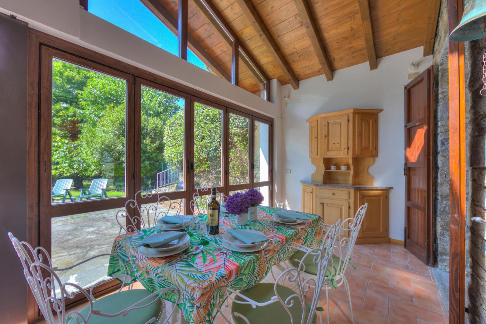 Villa Il Castagno Few Min From Beach - Happy Rentals Castelveccana Exterior foto