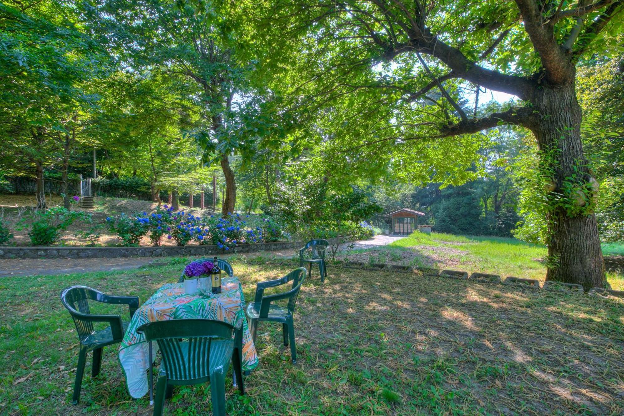 Villa Il Castagno Few Min From Beach - Happy Rentals Castelveccana Exterior foto